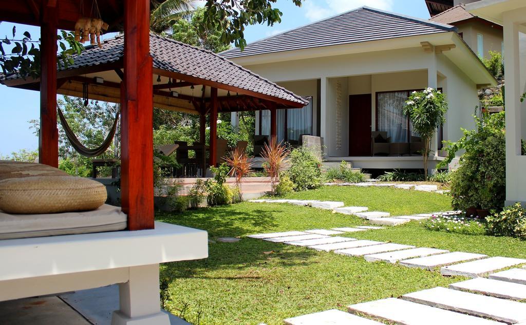 Villa Karingal Senggigi Exterior photo