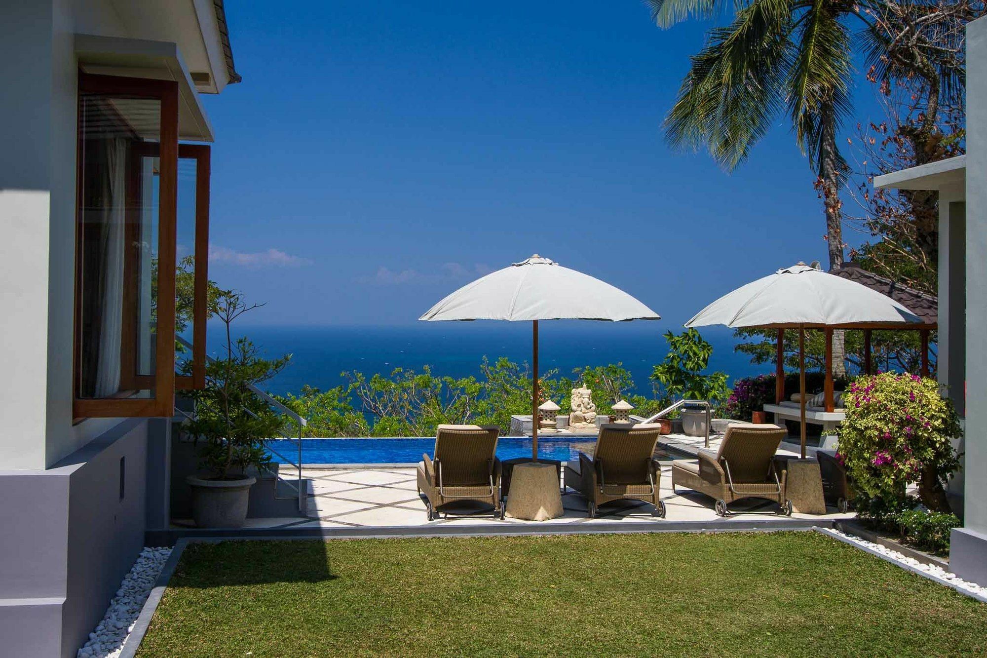 Villa Karingal Senggigi Exterior photo